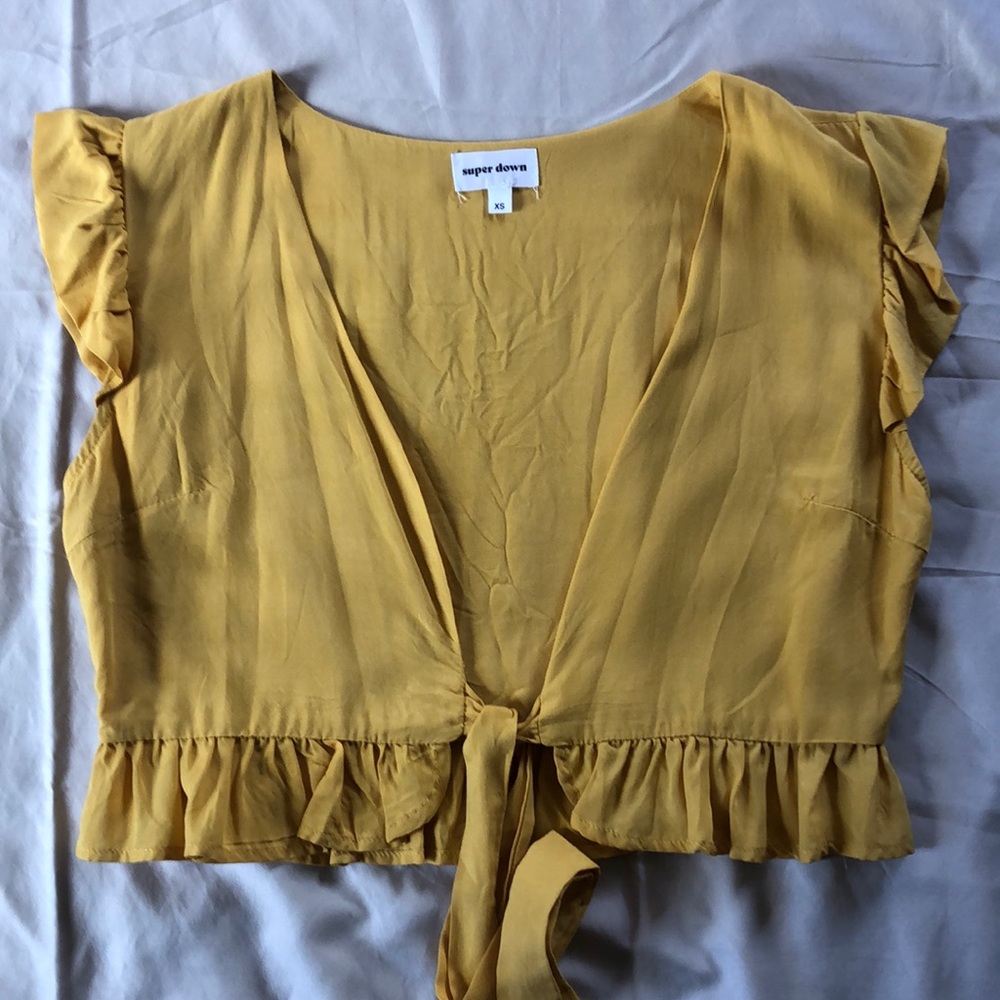 Front-tie Top